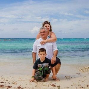 Meet your Posher, Mirela